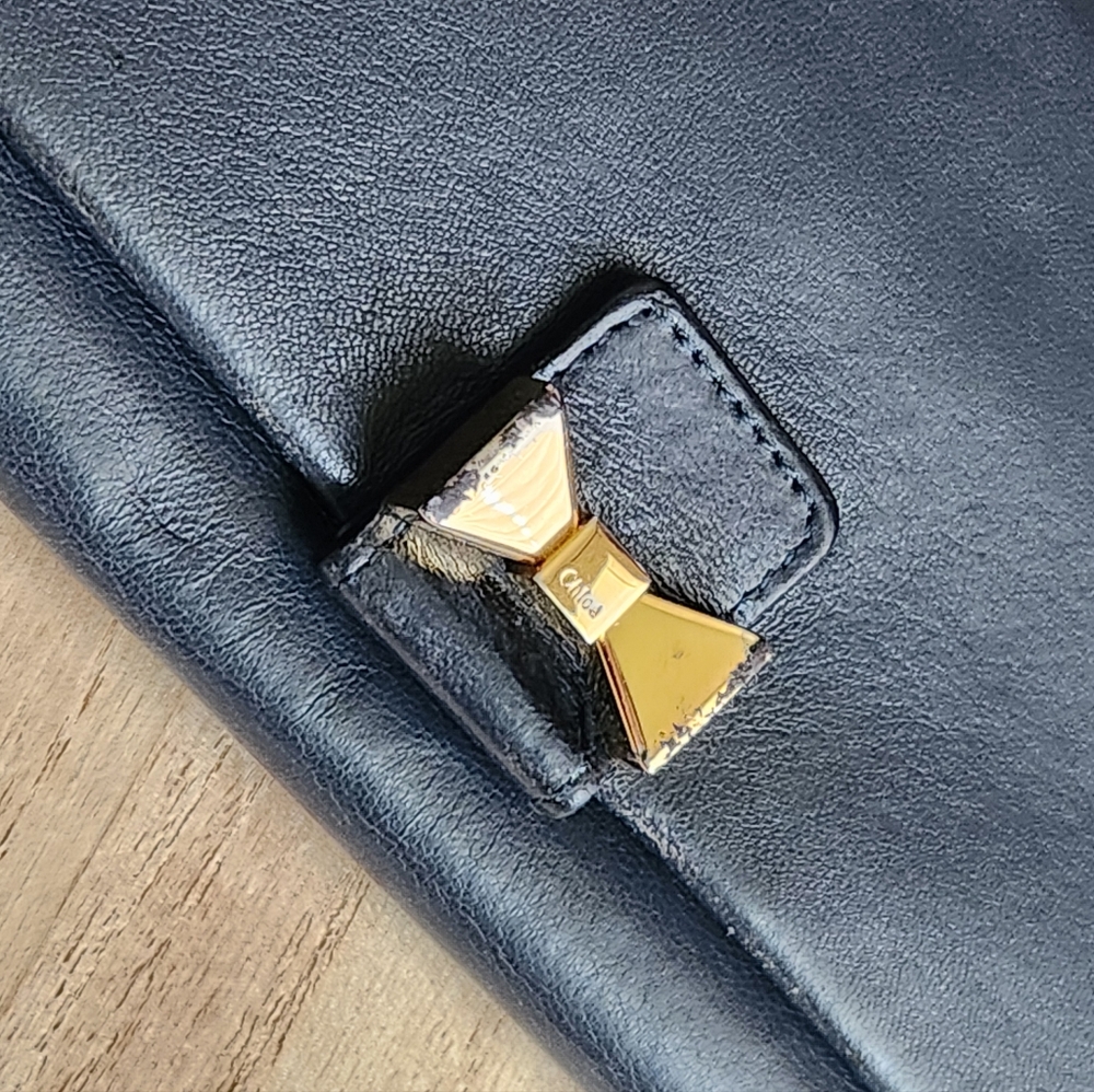 Authentic Chloe wallet - Picture 5 of 16